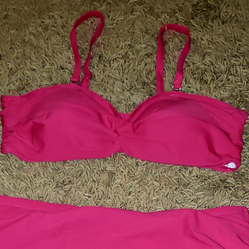 💗 Pink Bikini 💗 Swimsuit/Bathingsuits - Picture 2 of 9